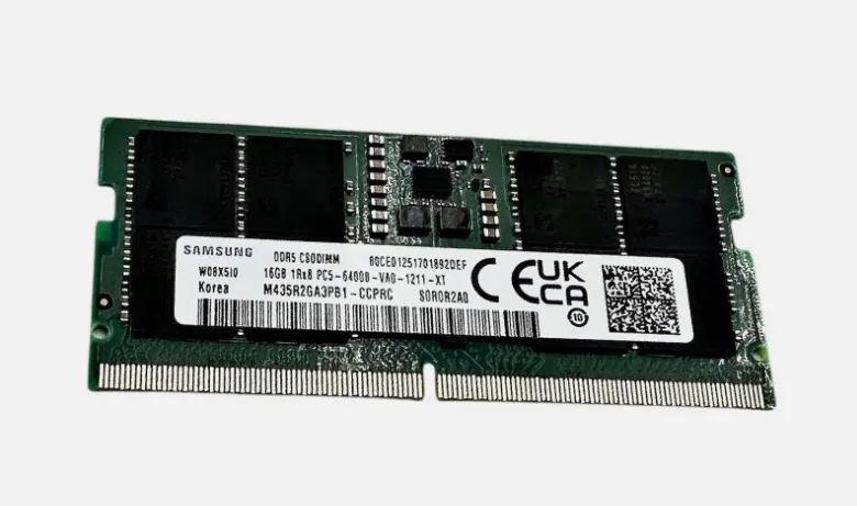 Buy SK Hynix 16GB DDR5 6400MT/s, CL52, CSO-DIMM MemoryHMCG78AHBVA315N